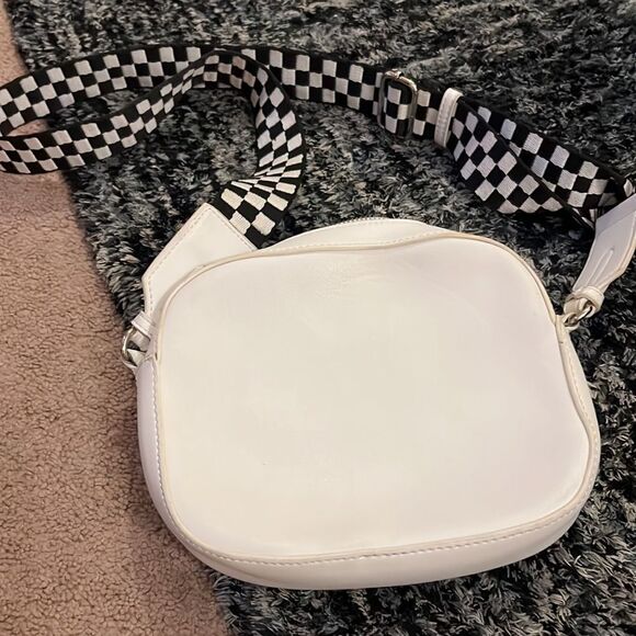 Urban outfitters small white shoulder bag - Picture 3 of 8